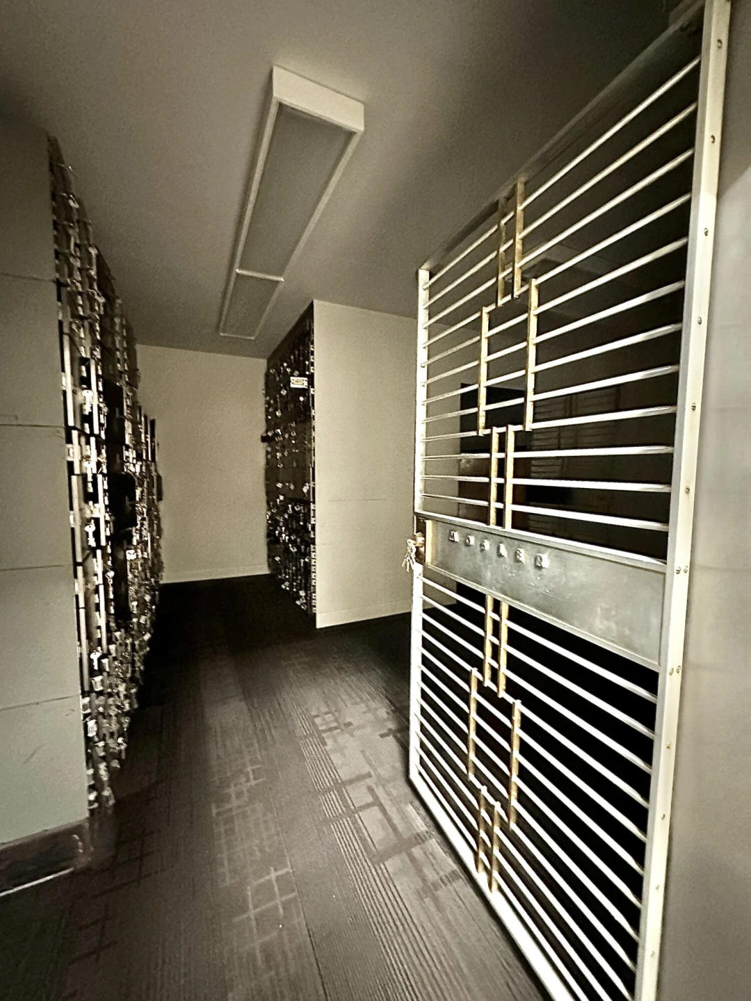 8 Lester ST - Photo 12