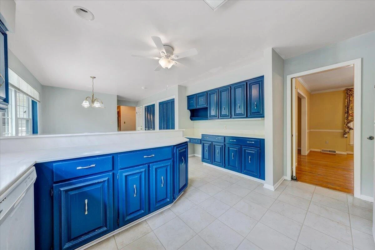 802 Oakwood DR - Photo 20