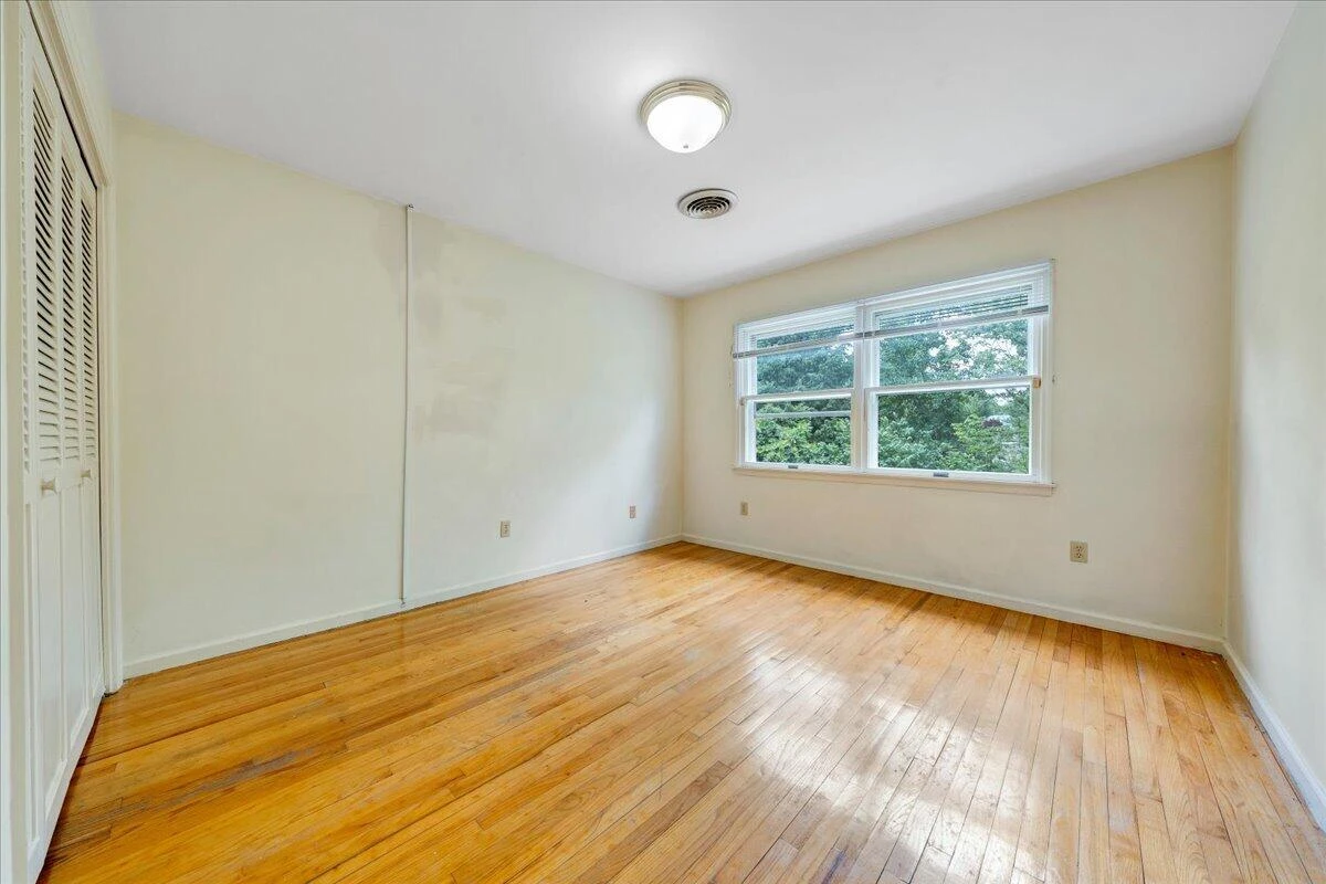 802 Oakwood DR - Photo 29