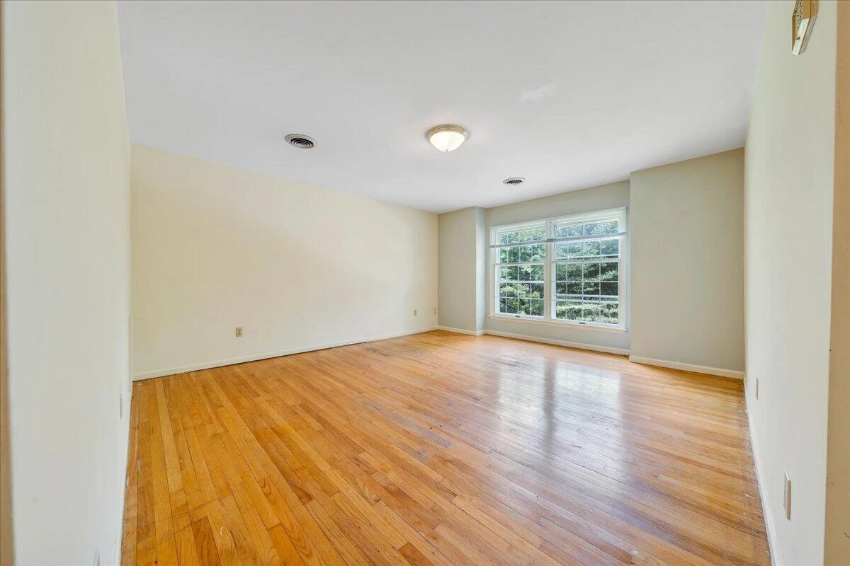 802 Oakwood DR - Photo 30