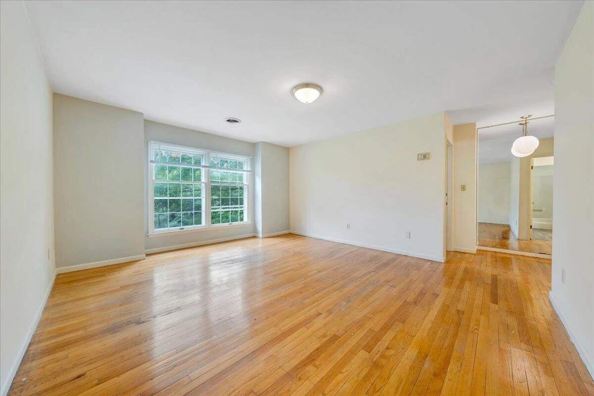 802 Oakwood DR - Photo 33
