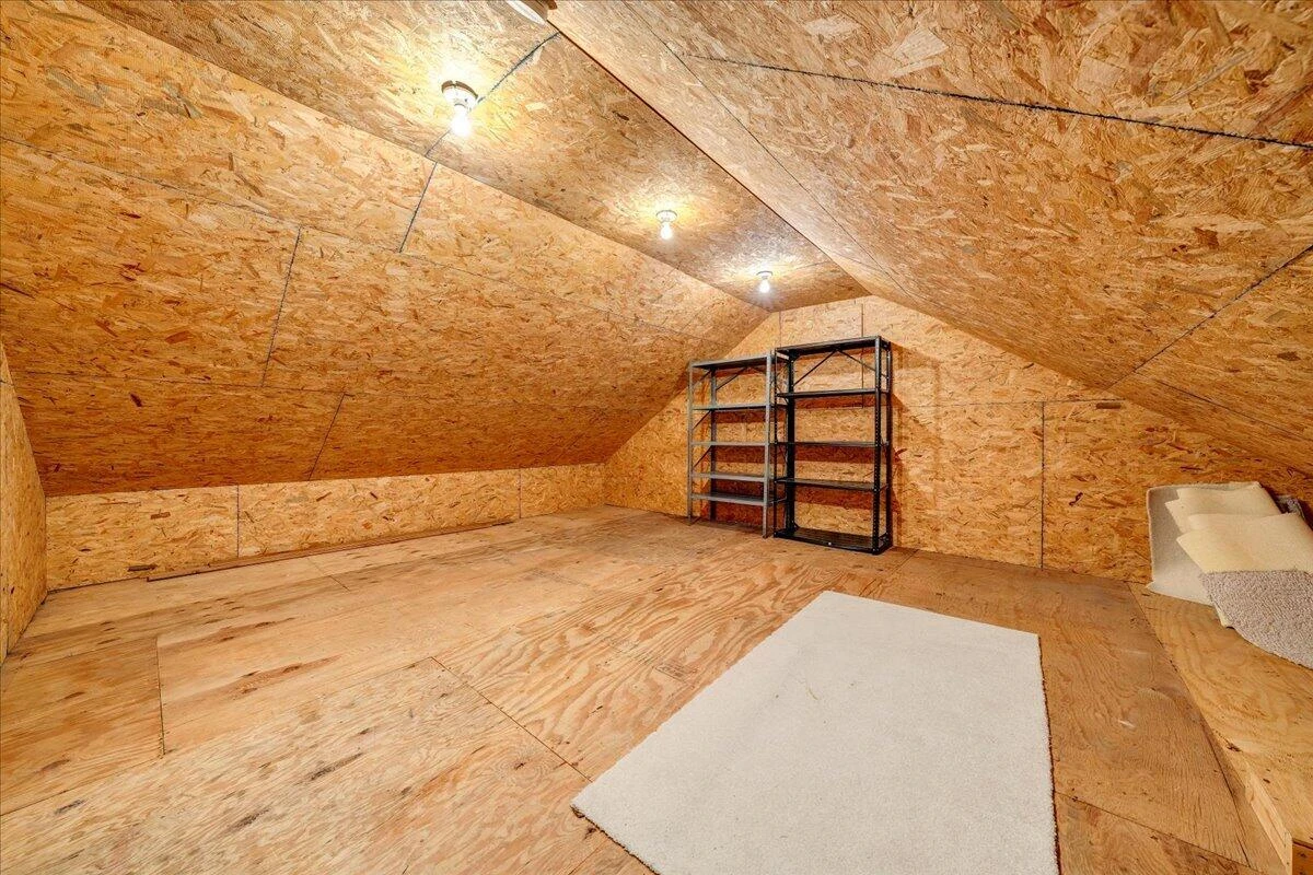 802 Oakwood DR - Photo 35
