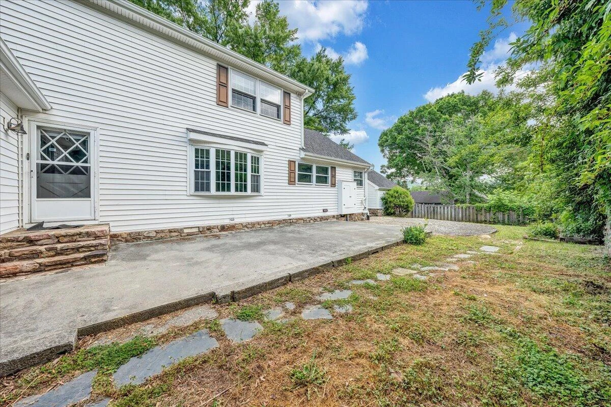 802 Oakwood DR - Photo 44