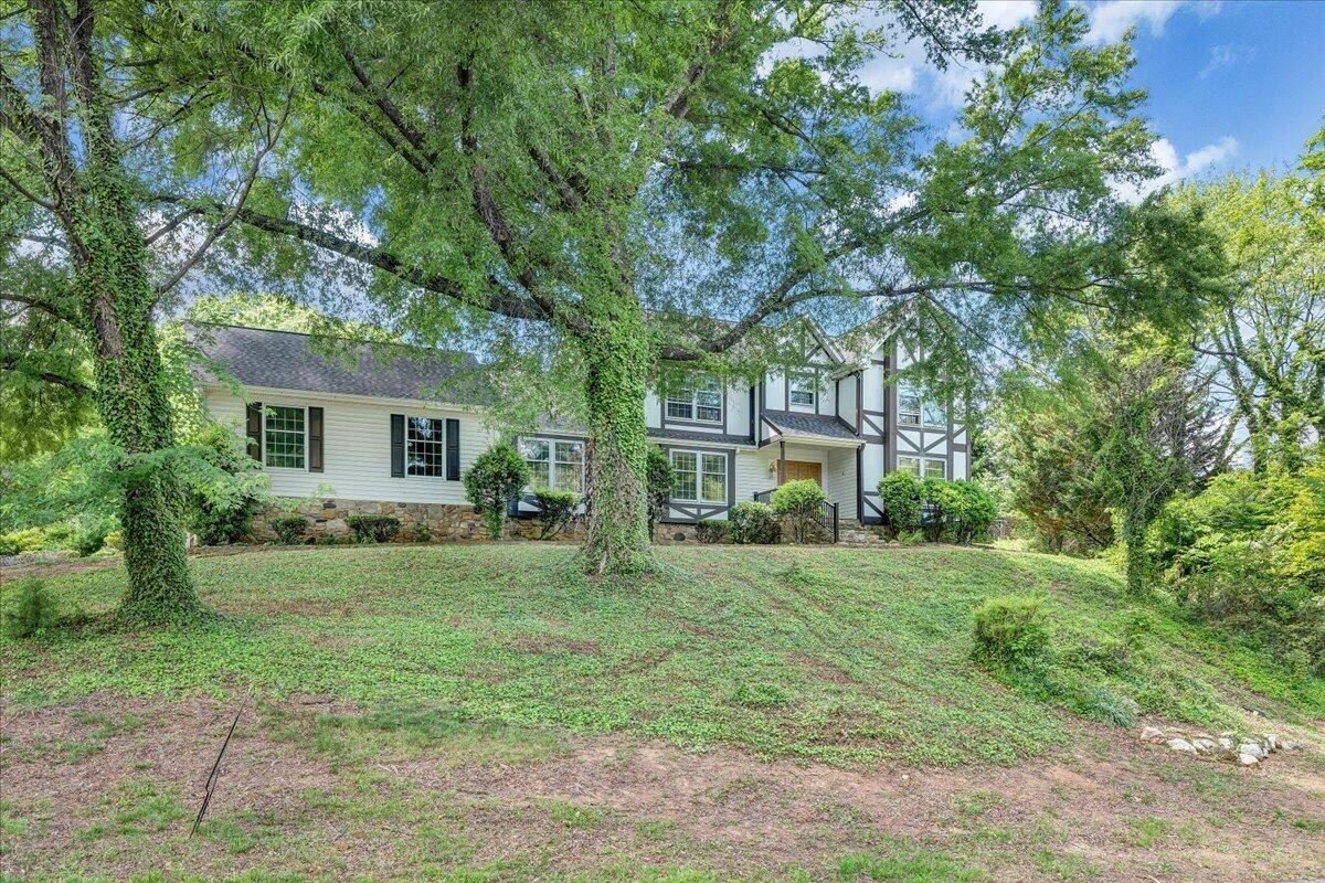 802 Oakwood DR - Photo 55