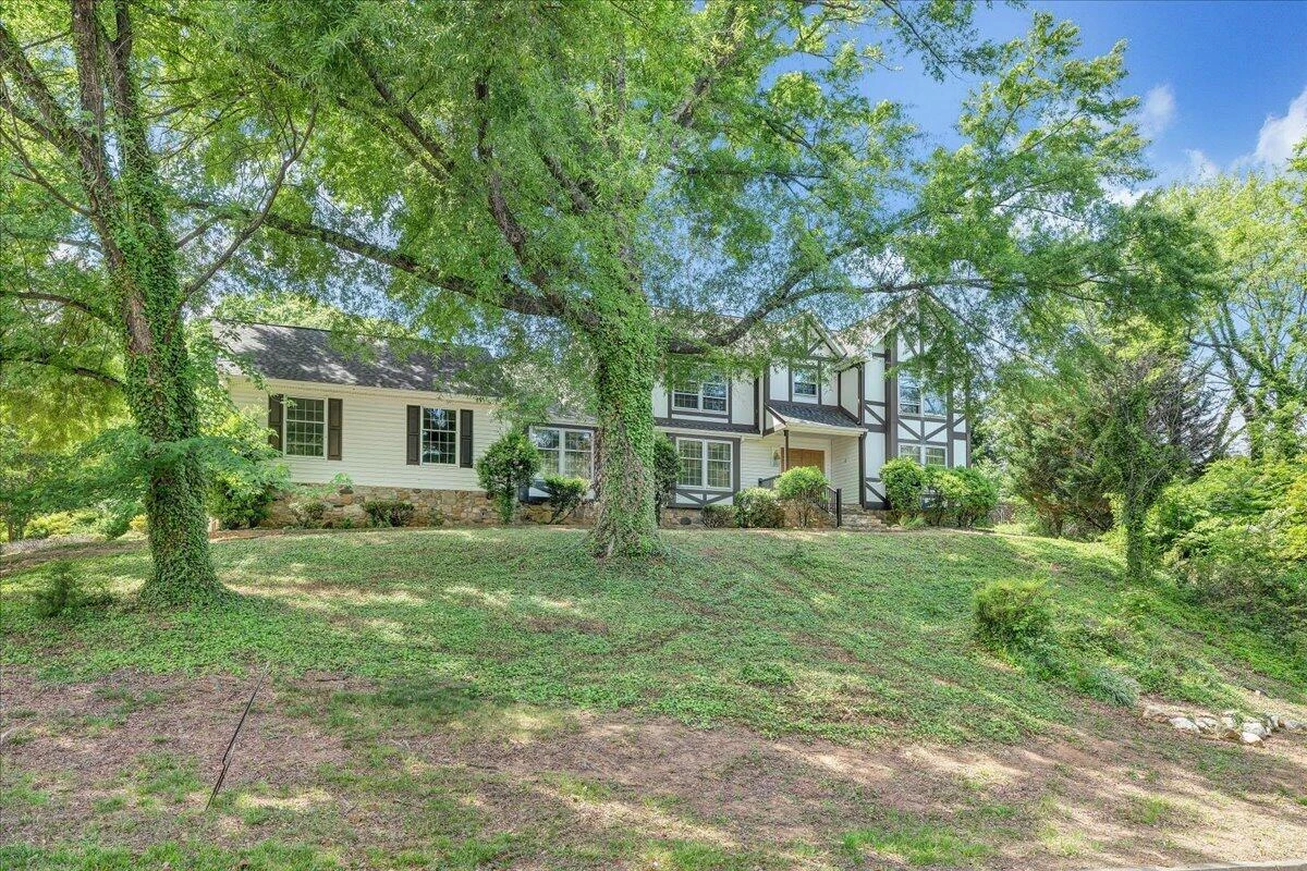 802 Oakwood DR - Photo 56