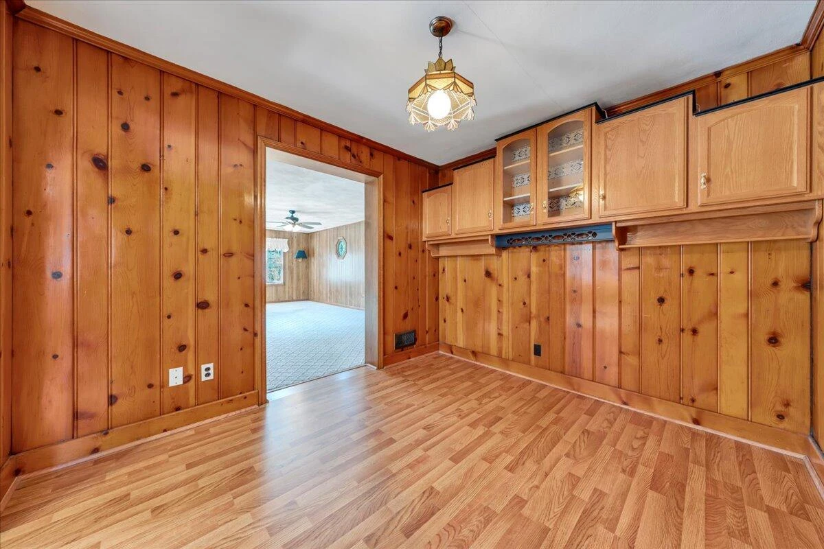 918 Whitney AVE - Photo 17