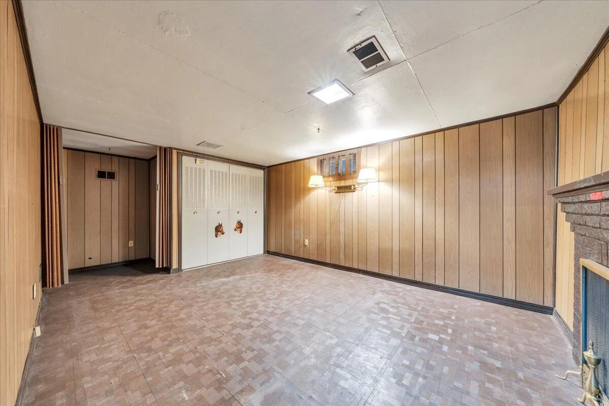 918 Whitney AVE - Photo 28