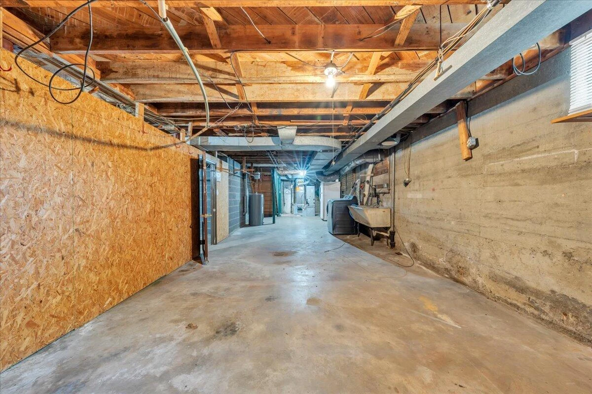 918 Whitney AVE - Photo 34