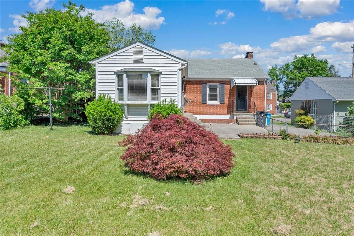 918 Whitney AVE - Photo 39