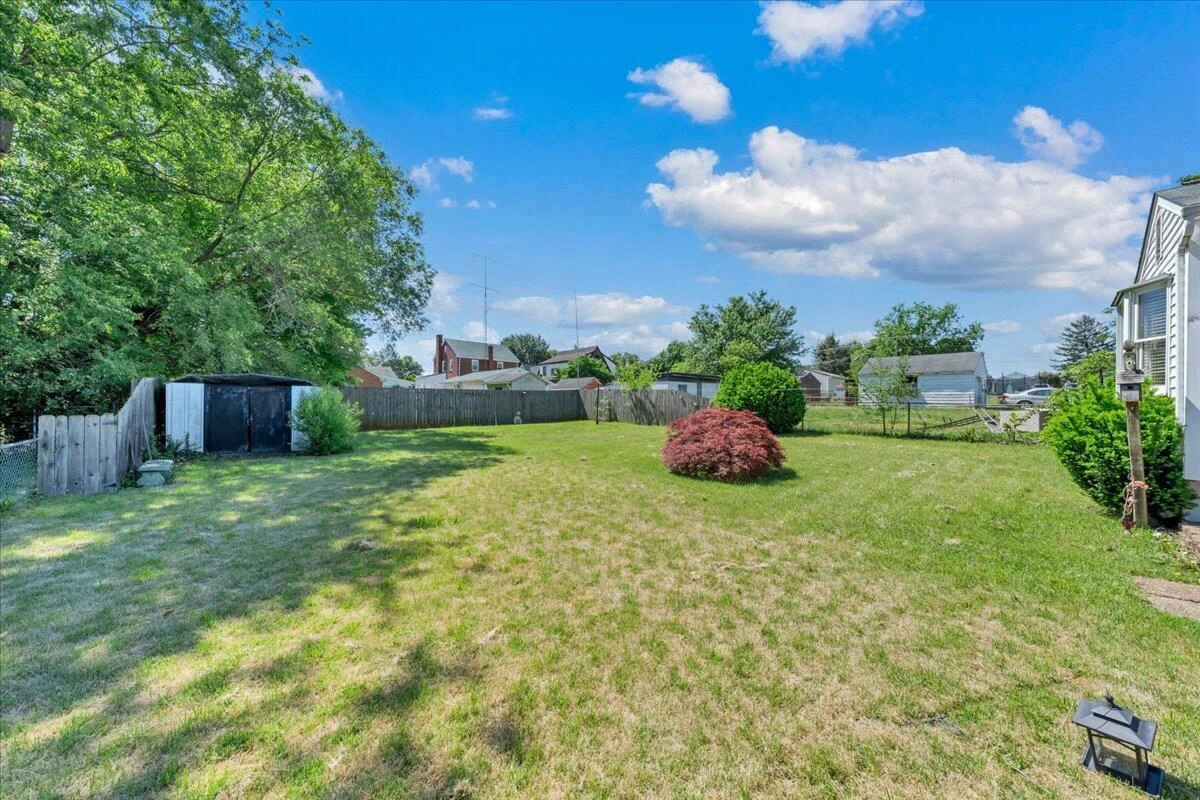 918 Whitney AVE - Photo 41