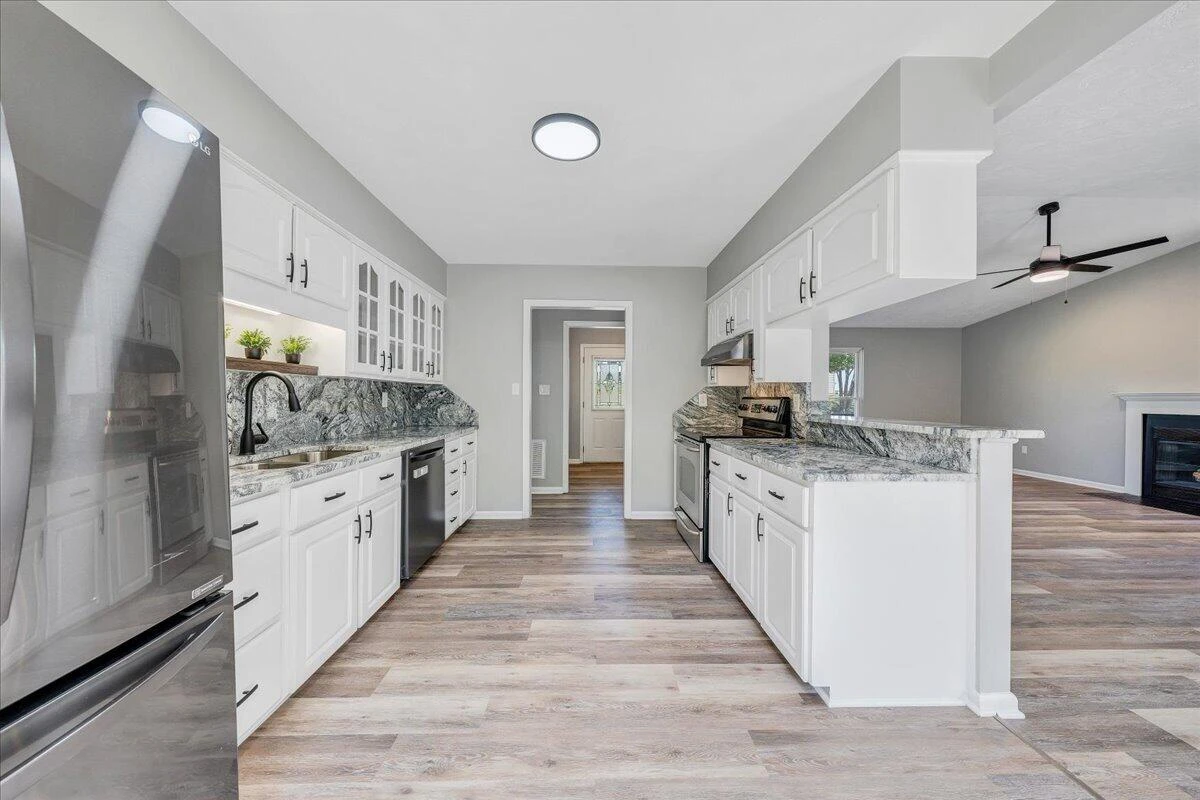 5359 Sundance RD - Photo 17