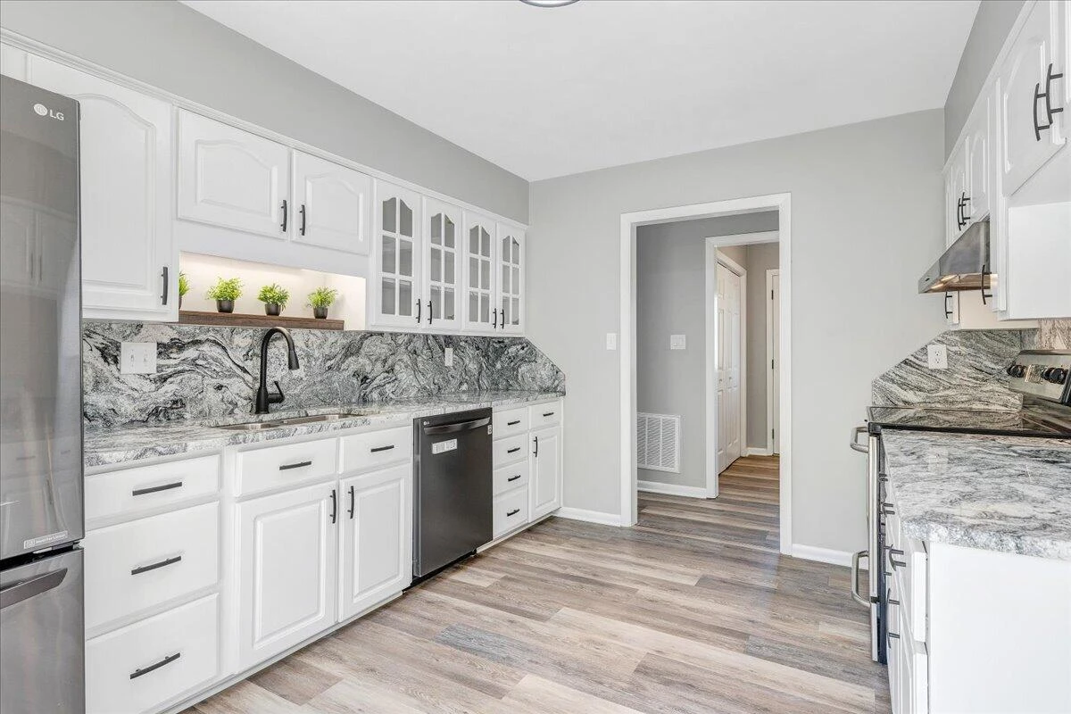 5359 Sundance RD - Photo 18