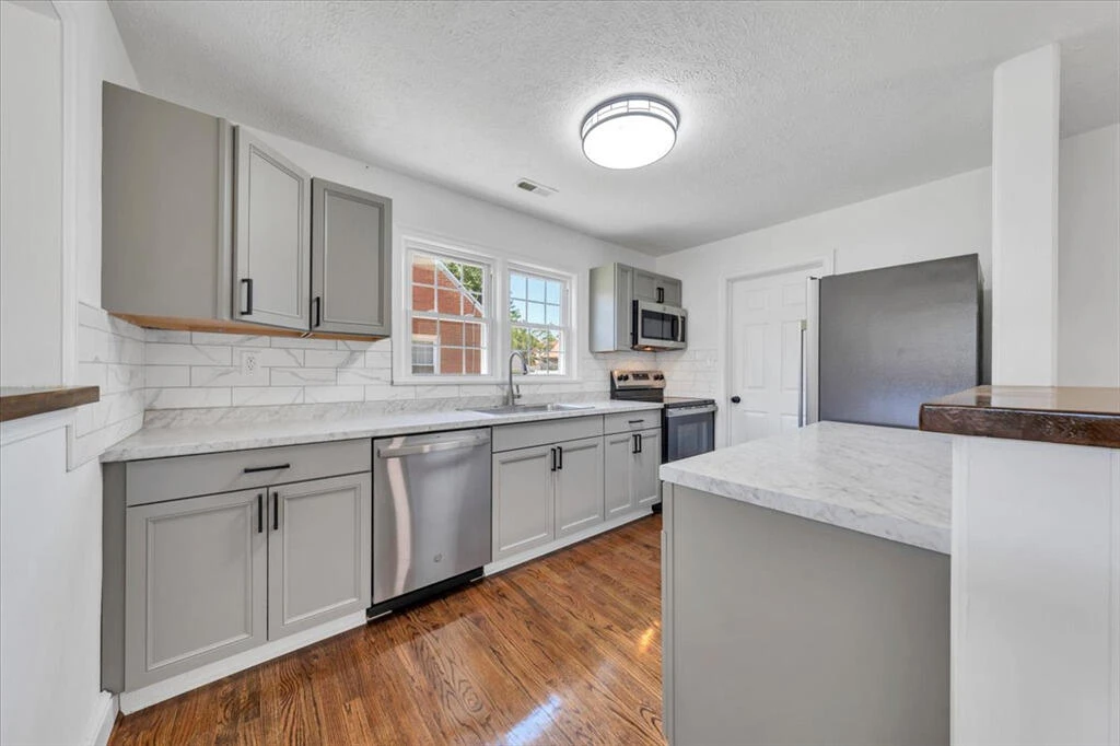 2622 Bowman ST - Photo 12