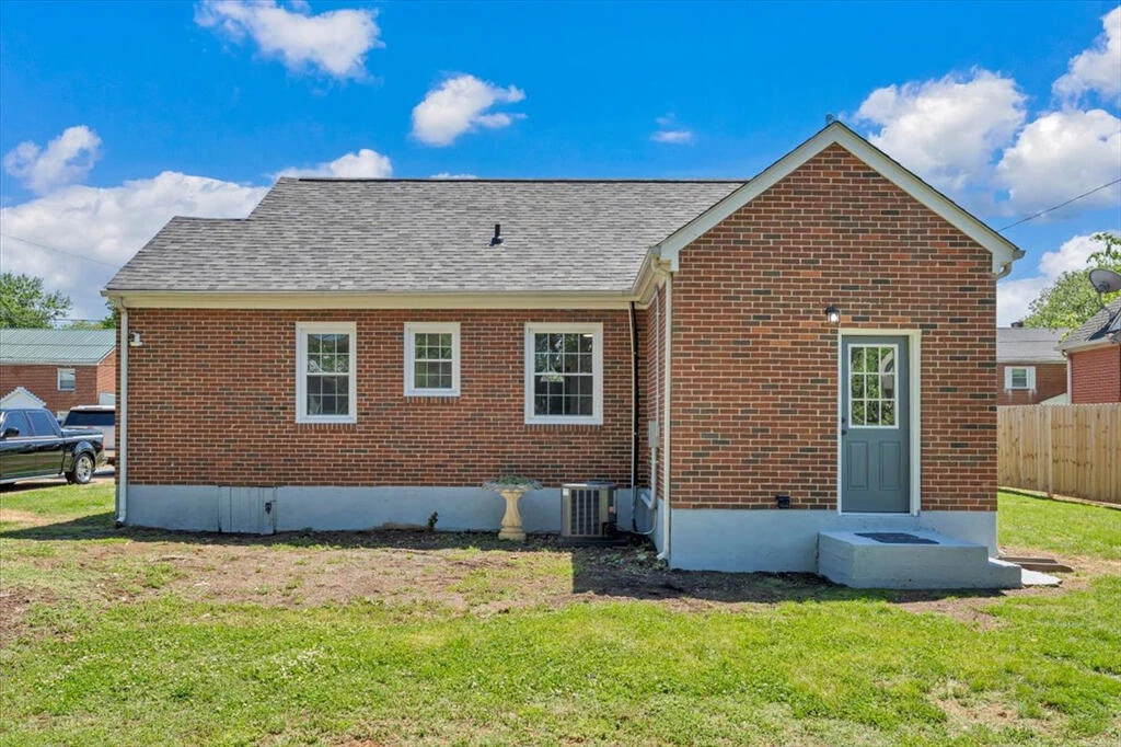 2622 Bowman ST - Photo 24