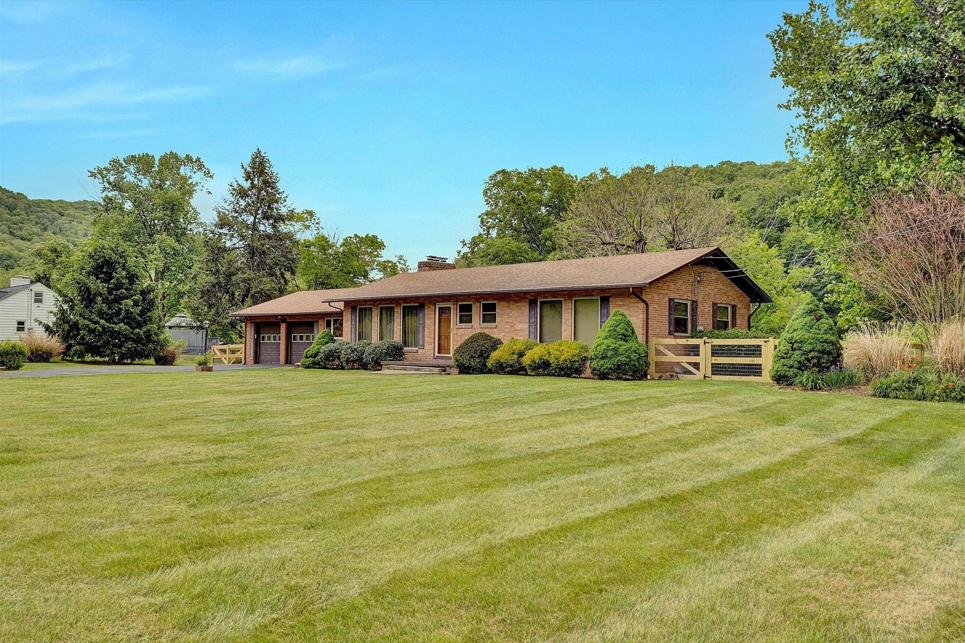 2015 Evergreen RD - Photo 5