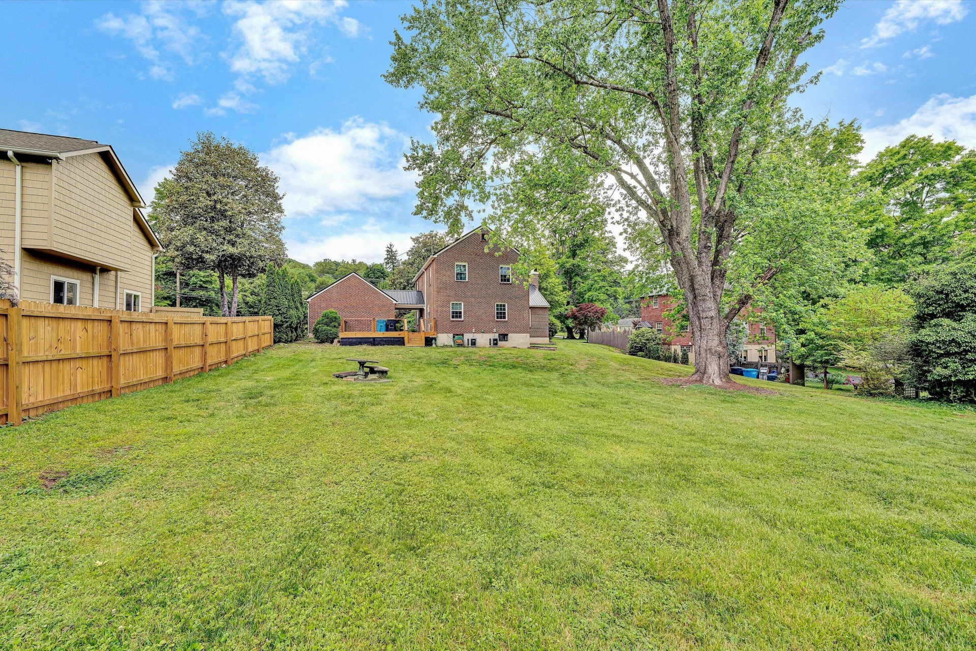 3289 Avenham AVE - Photo 48
