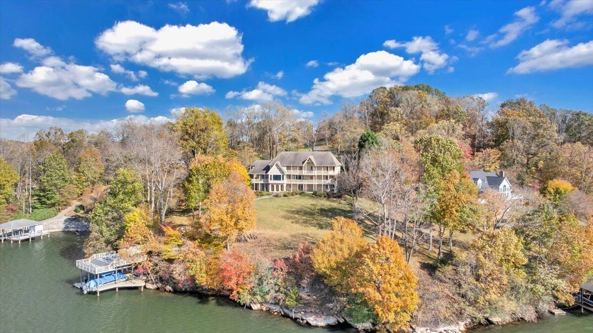 6641 Horseshoe Bend RD - Photo 4