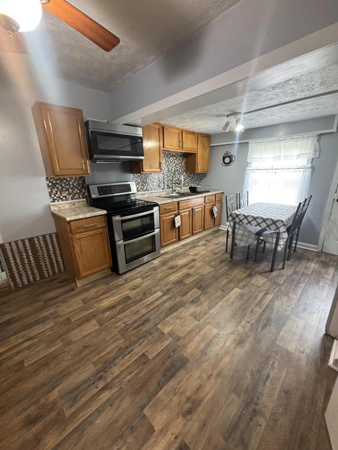 1527 Princeton DR - Photo 11