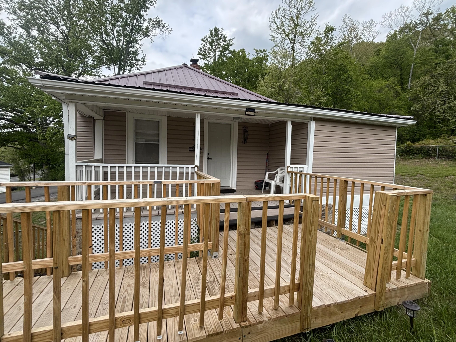 1527 Princeton DR - Photo 2