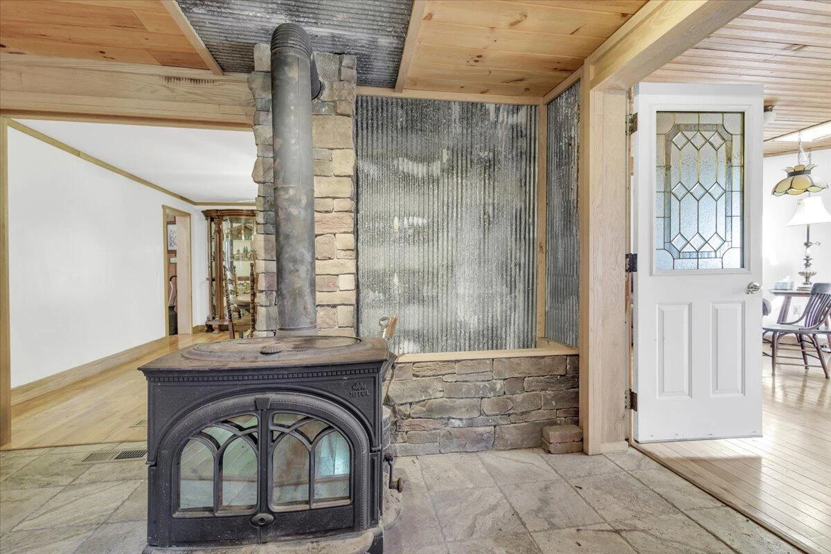 6784 Conner RD - Photo 29