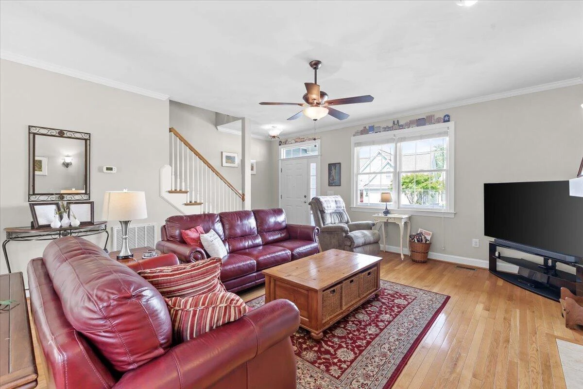 831 Sumpter PL - Photo 11