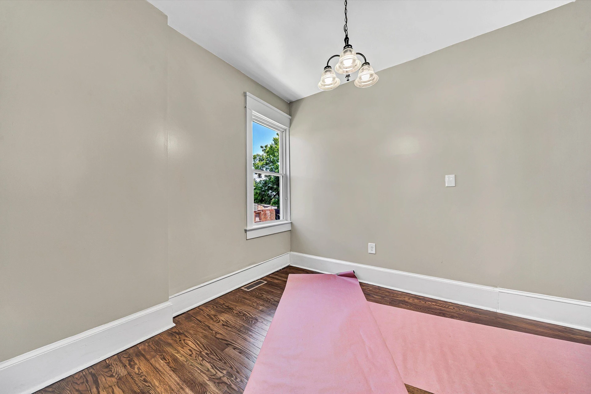 2416 Staunton AVE - Photo 11