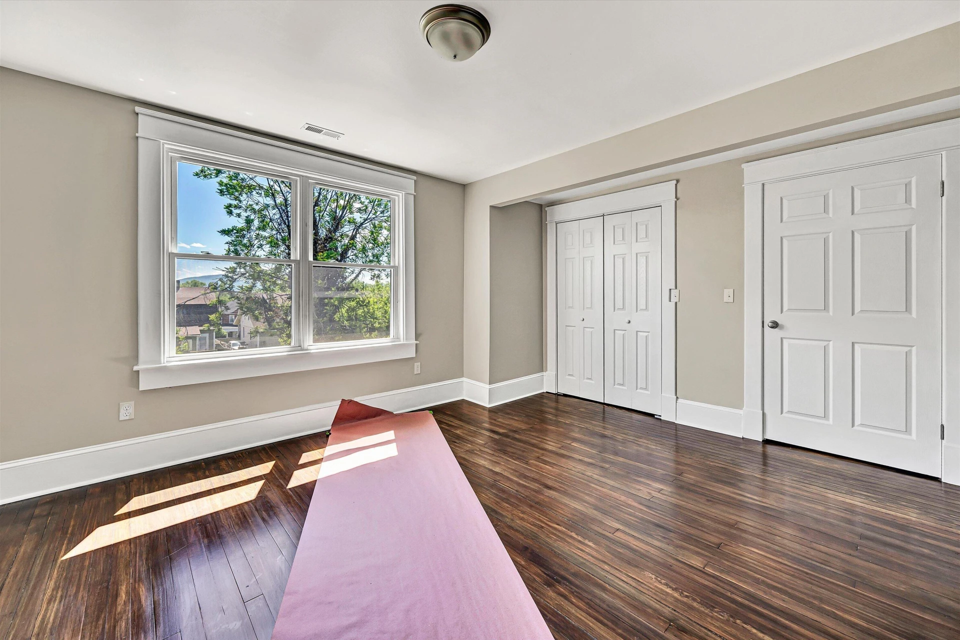 2416 Staunton AVE - Photo 17