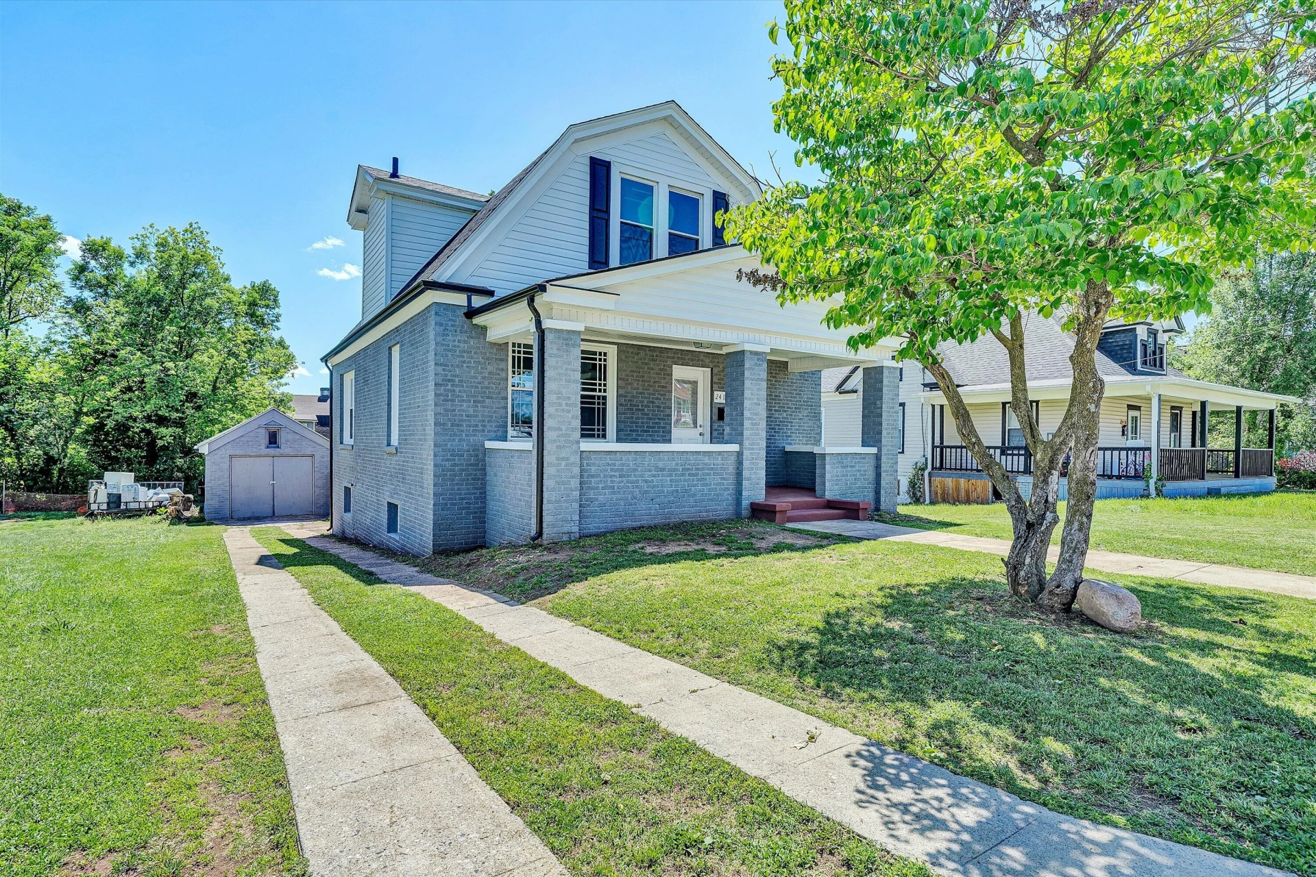 2416 Staunton AVE - Photo 2