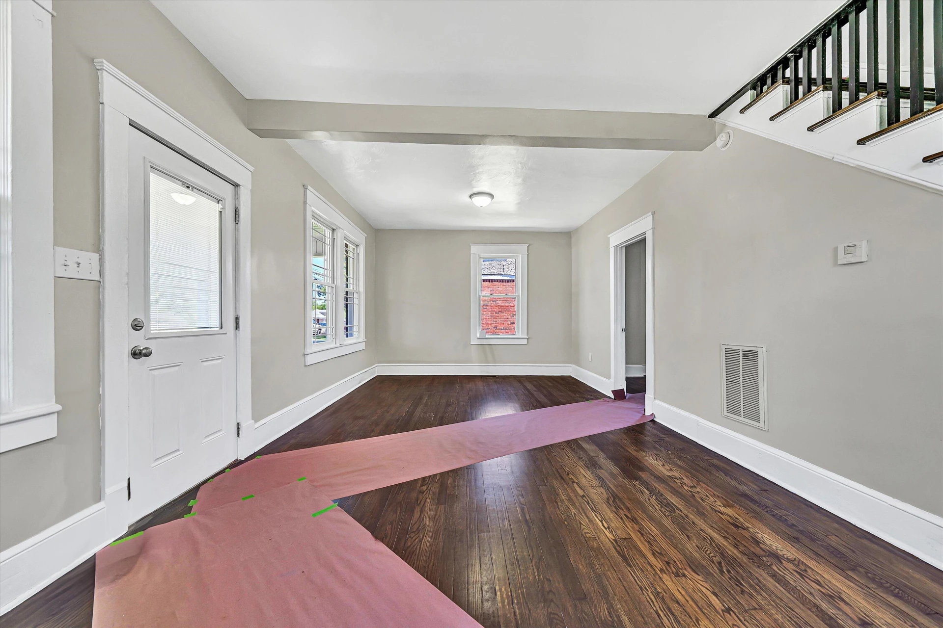 2416 Staunton AVE - Photo 5
