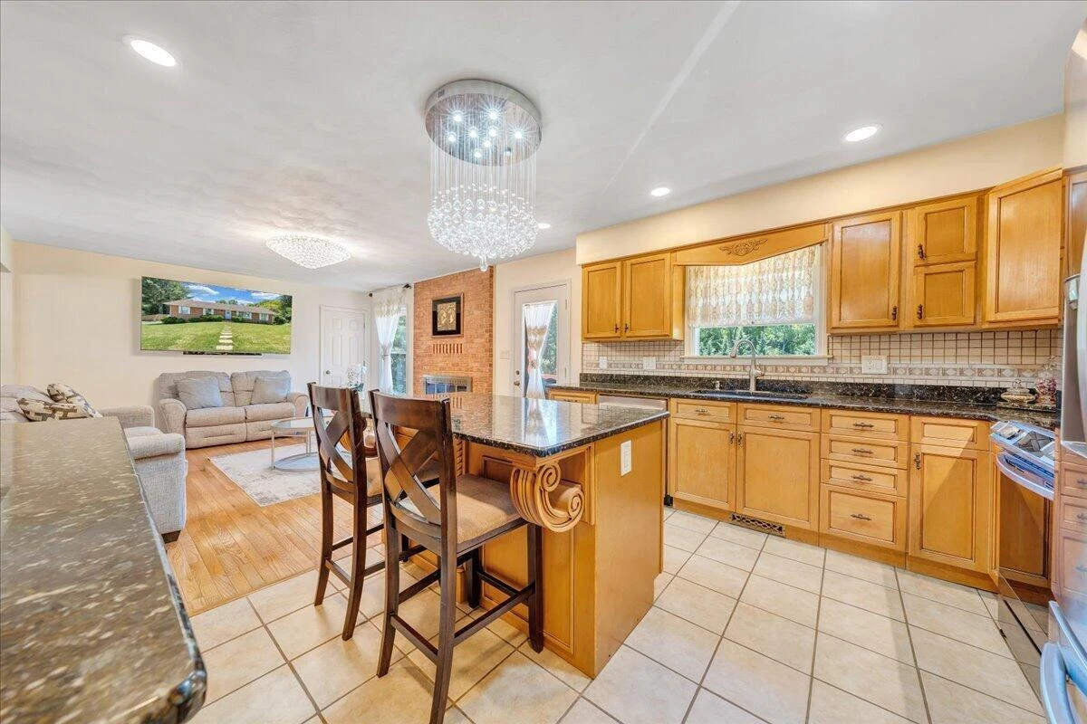 4434 Rosecrest RD - Photo 14
