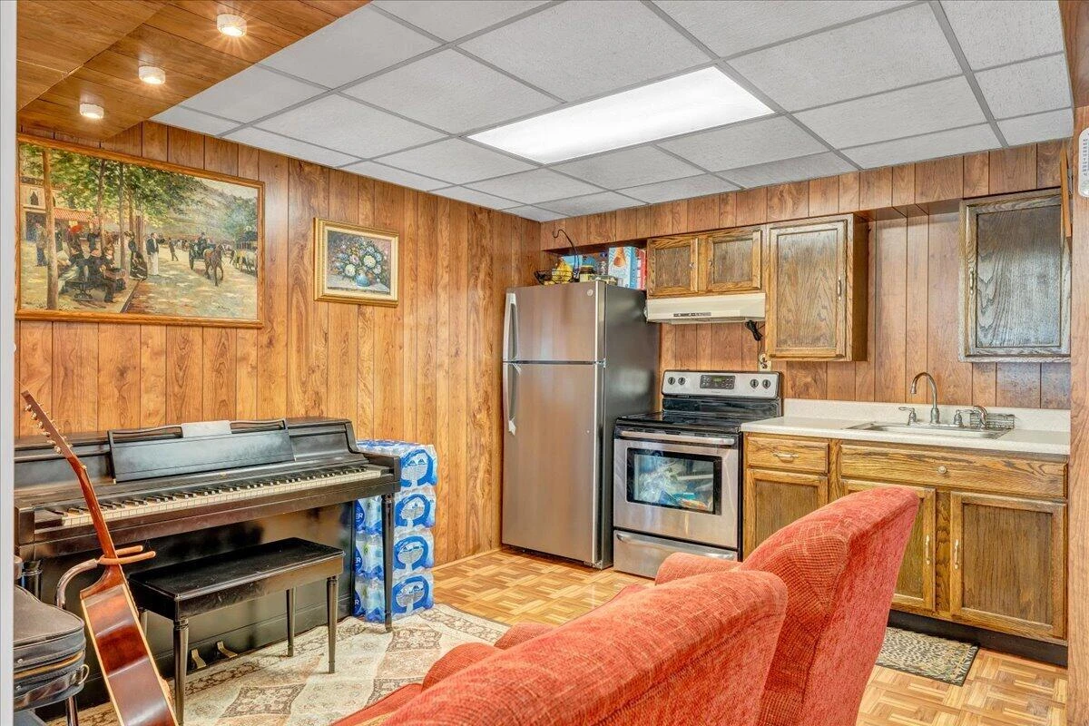 4434 Rosecrest RD - Photo 31