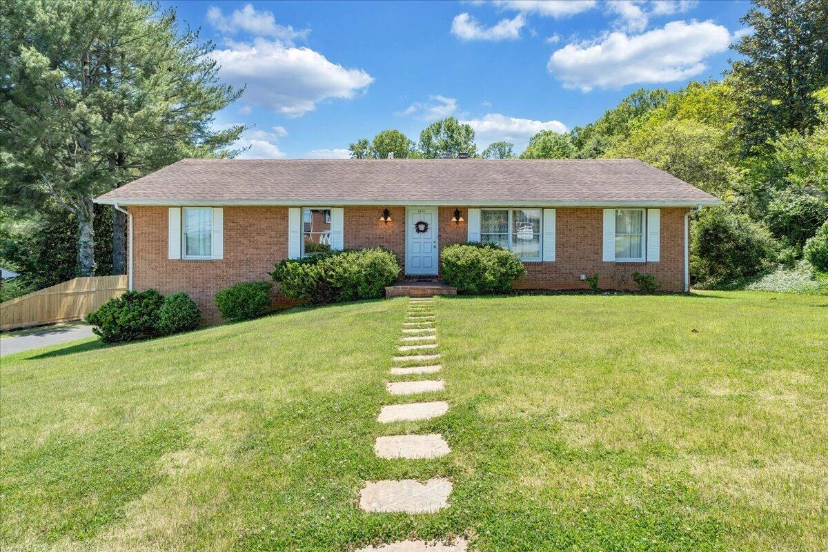 4434 Rosecrest RD - Photo 40