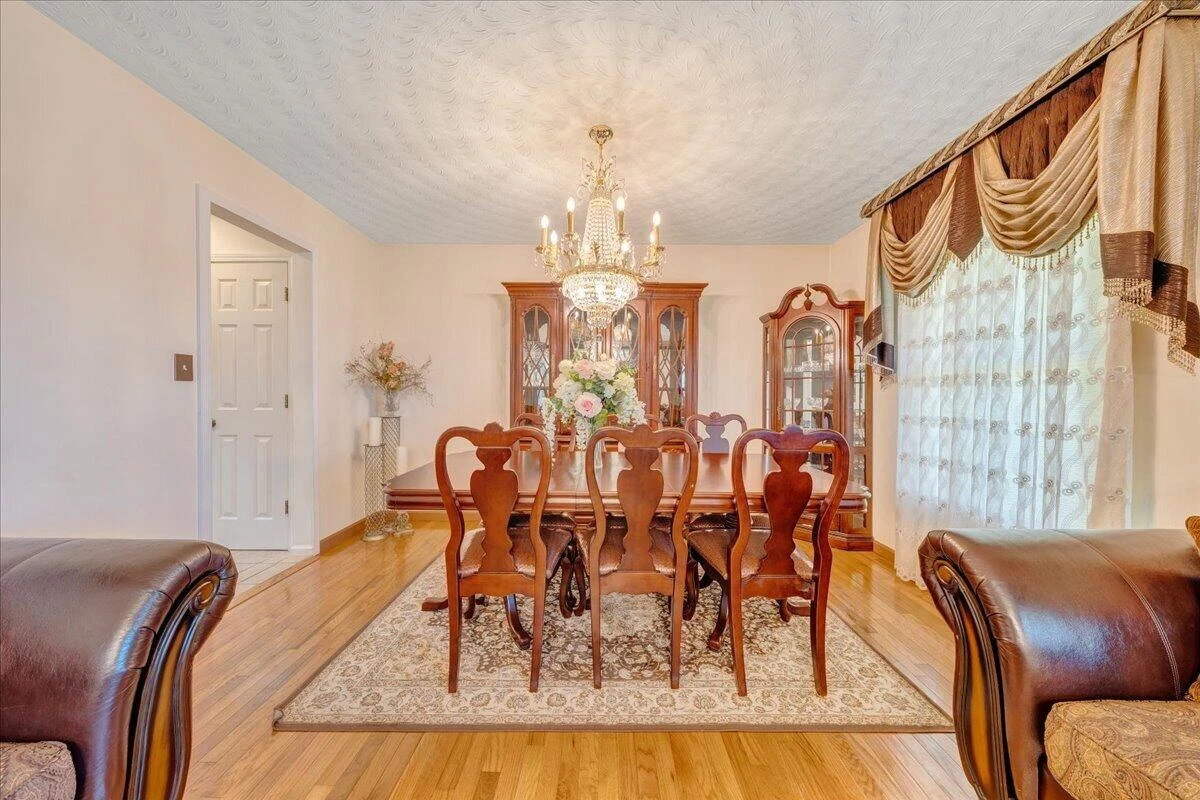 4434 Rosecrest RD - Photo 9