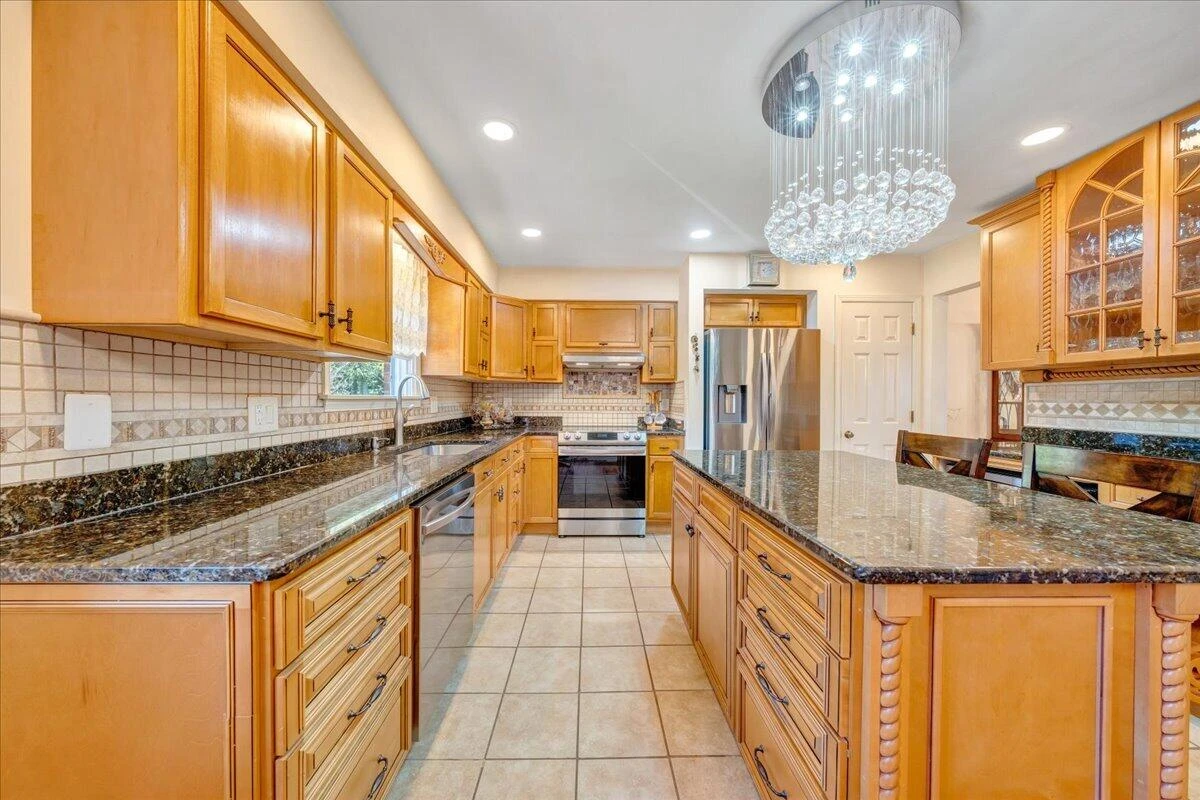 4434 Rosecrest RD - Photo 11