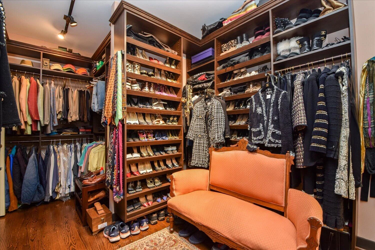 2412 Robin Hood RD - Photo 28