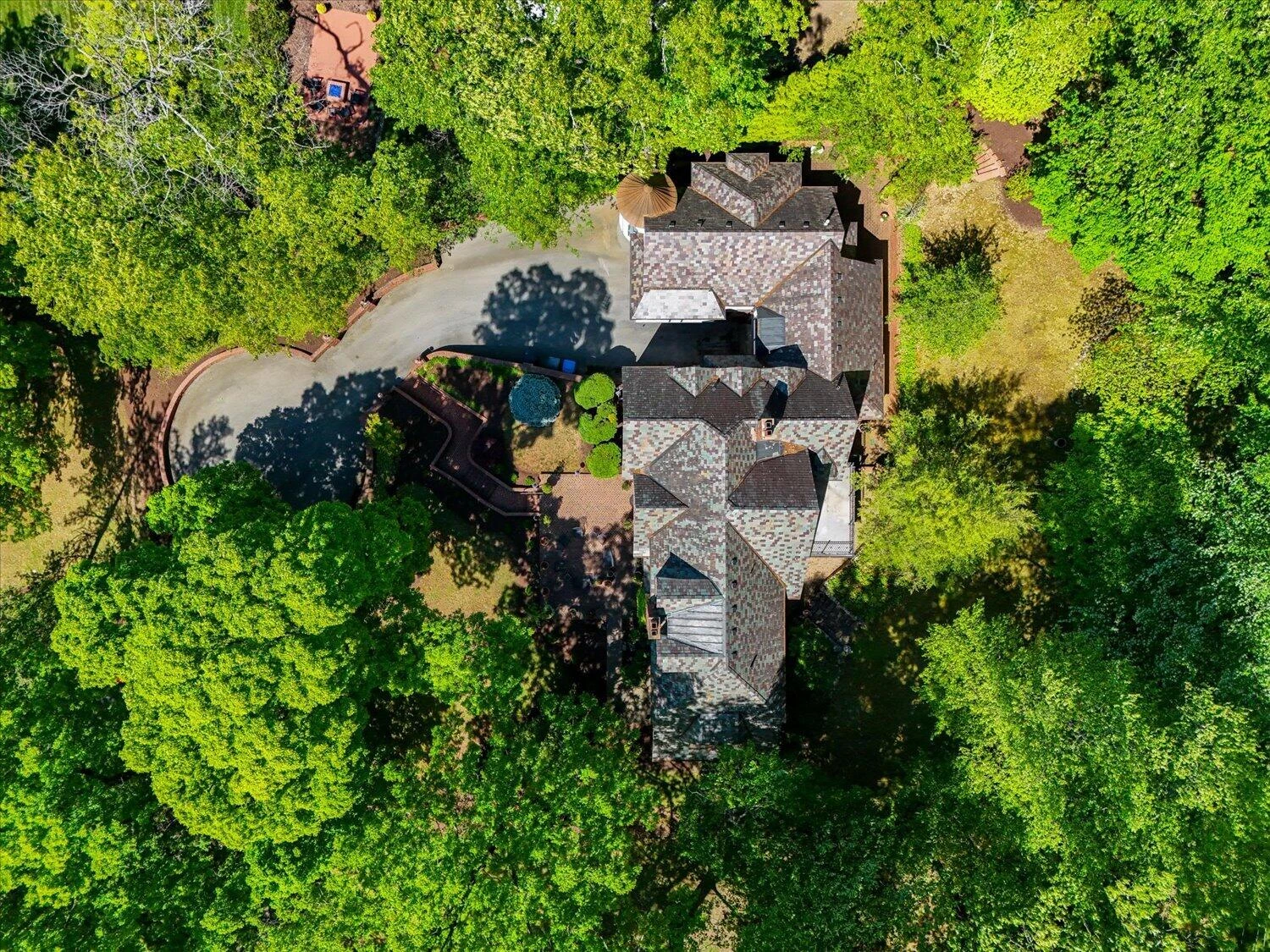 2412 Robin Hood RD - Photo 57