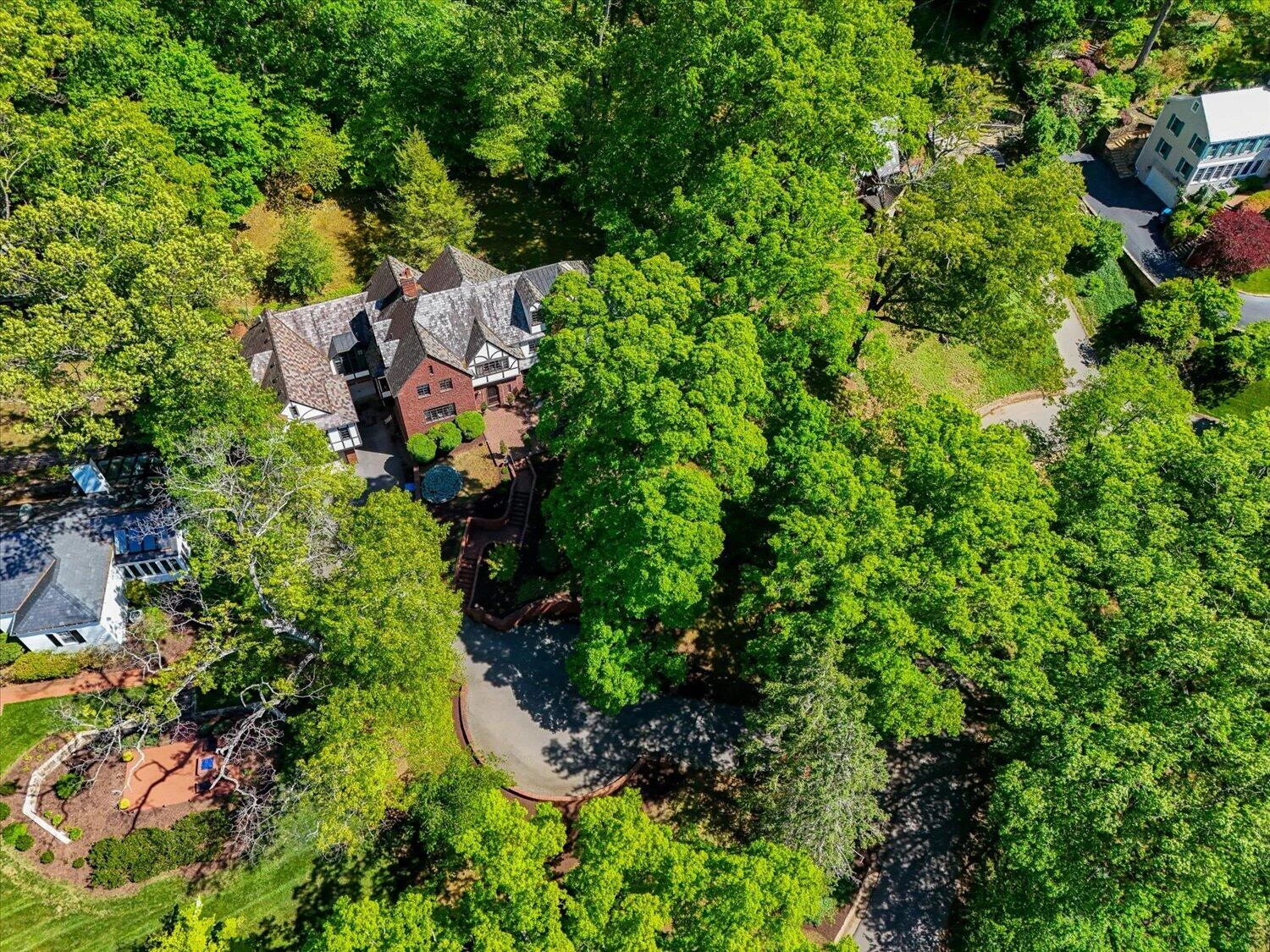2412 Robin Hood RD - Photo 58