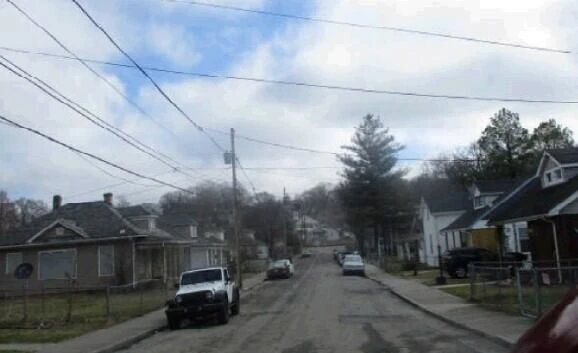 1334 Morton AVE - Photo 3
