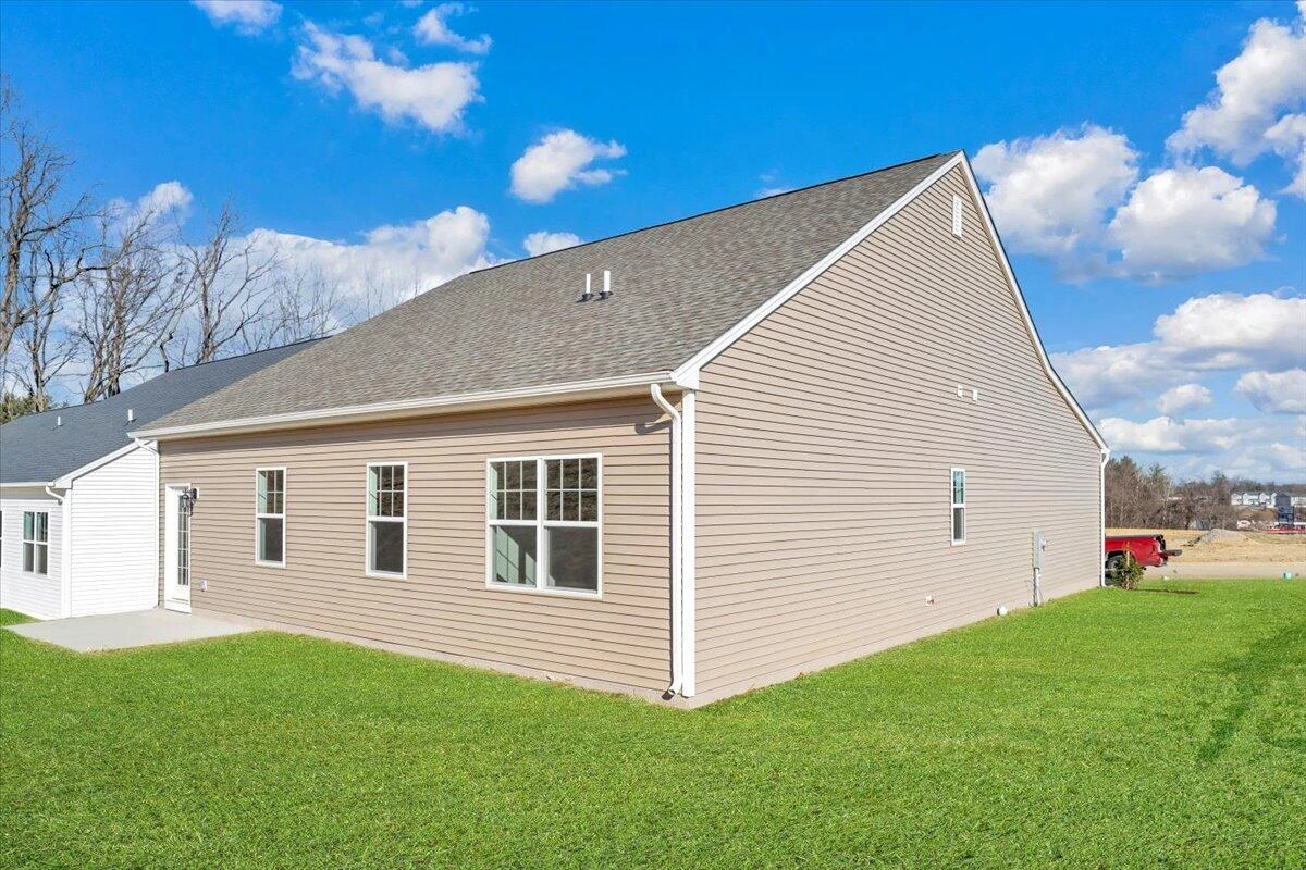 7401 King's Pointe DR - Photo 37