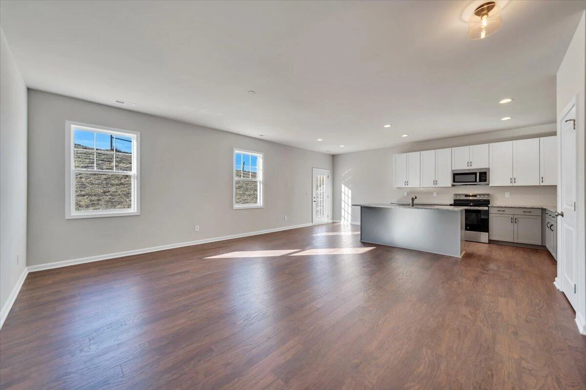 7401 King's Pointe DR - Photo 7