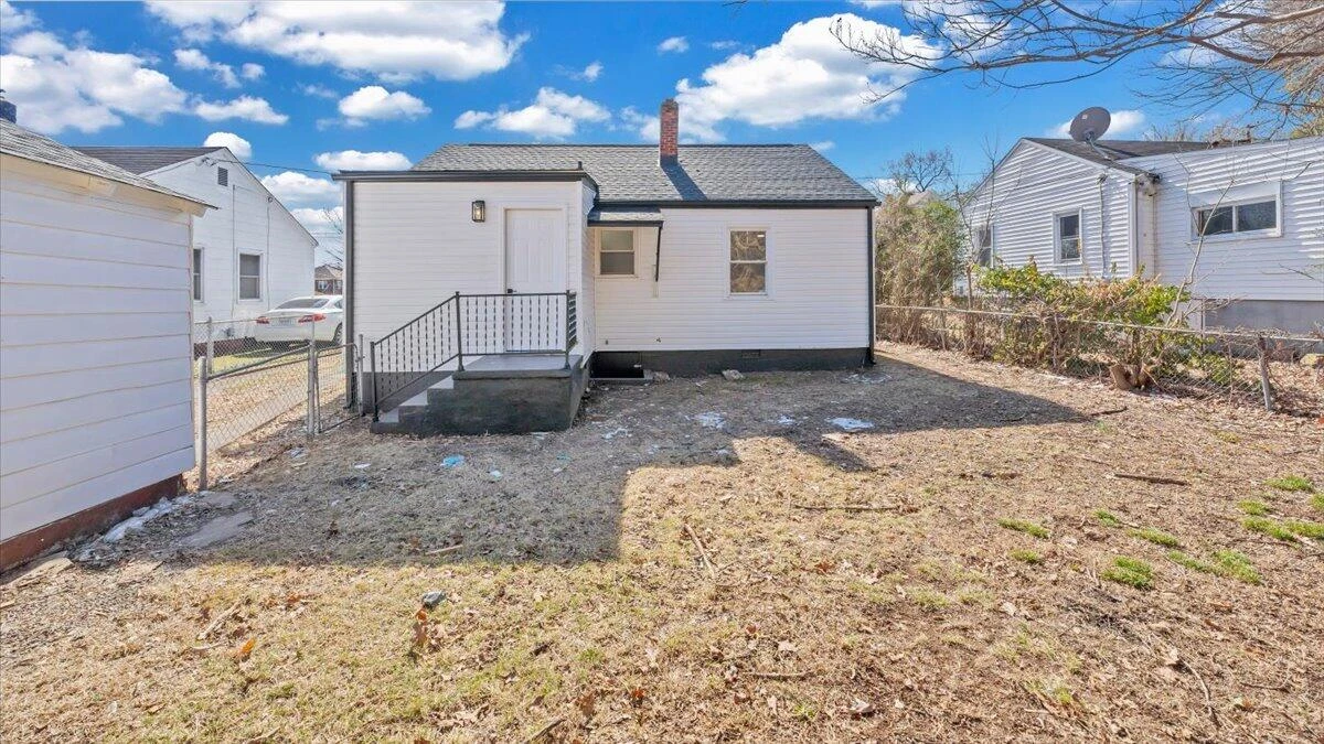 1511 Hanover AVE - Photo 23