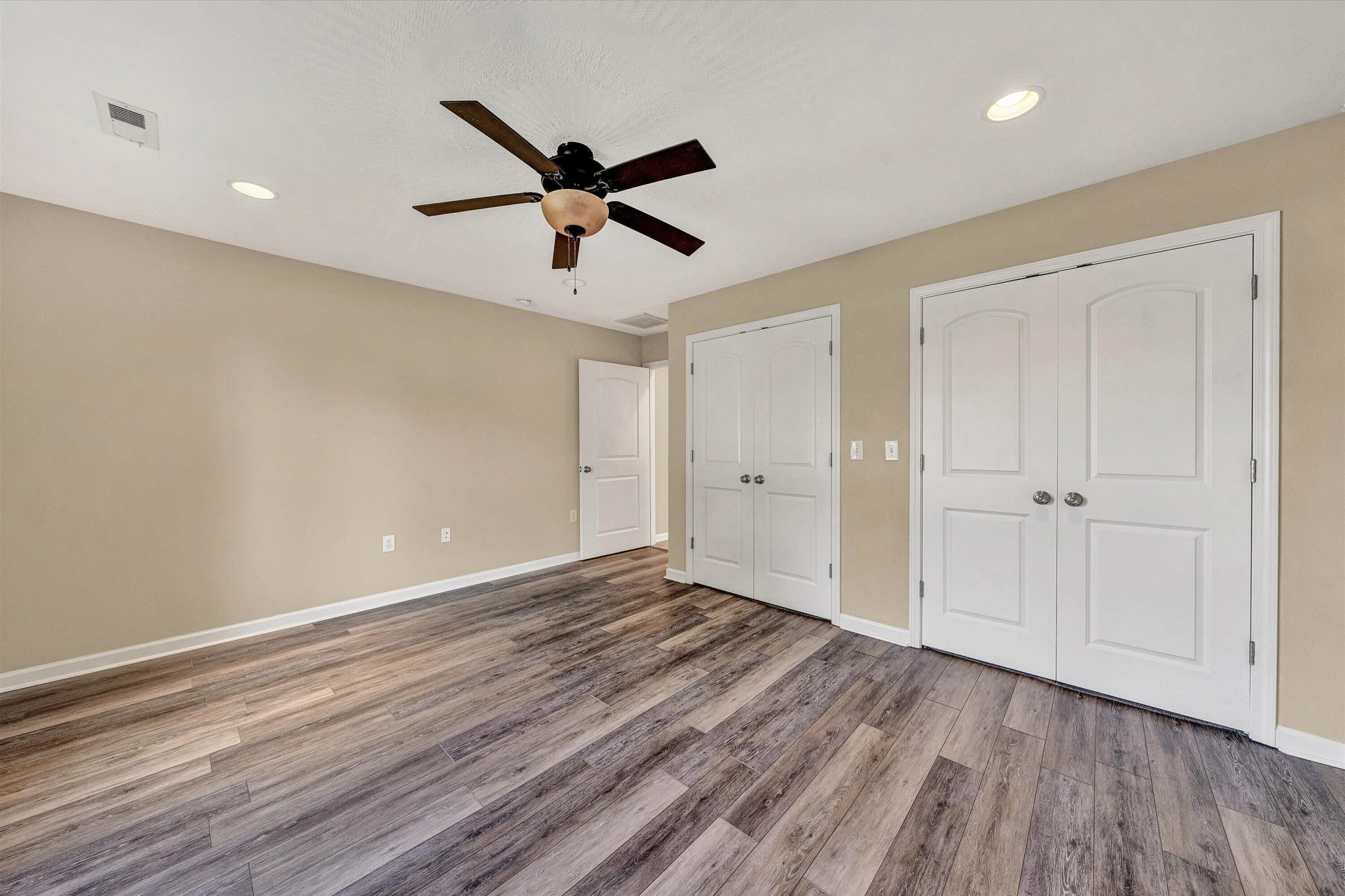 1203 Missouri AVE - Photo 17