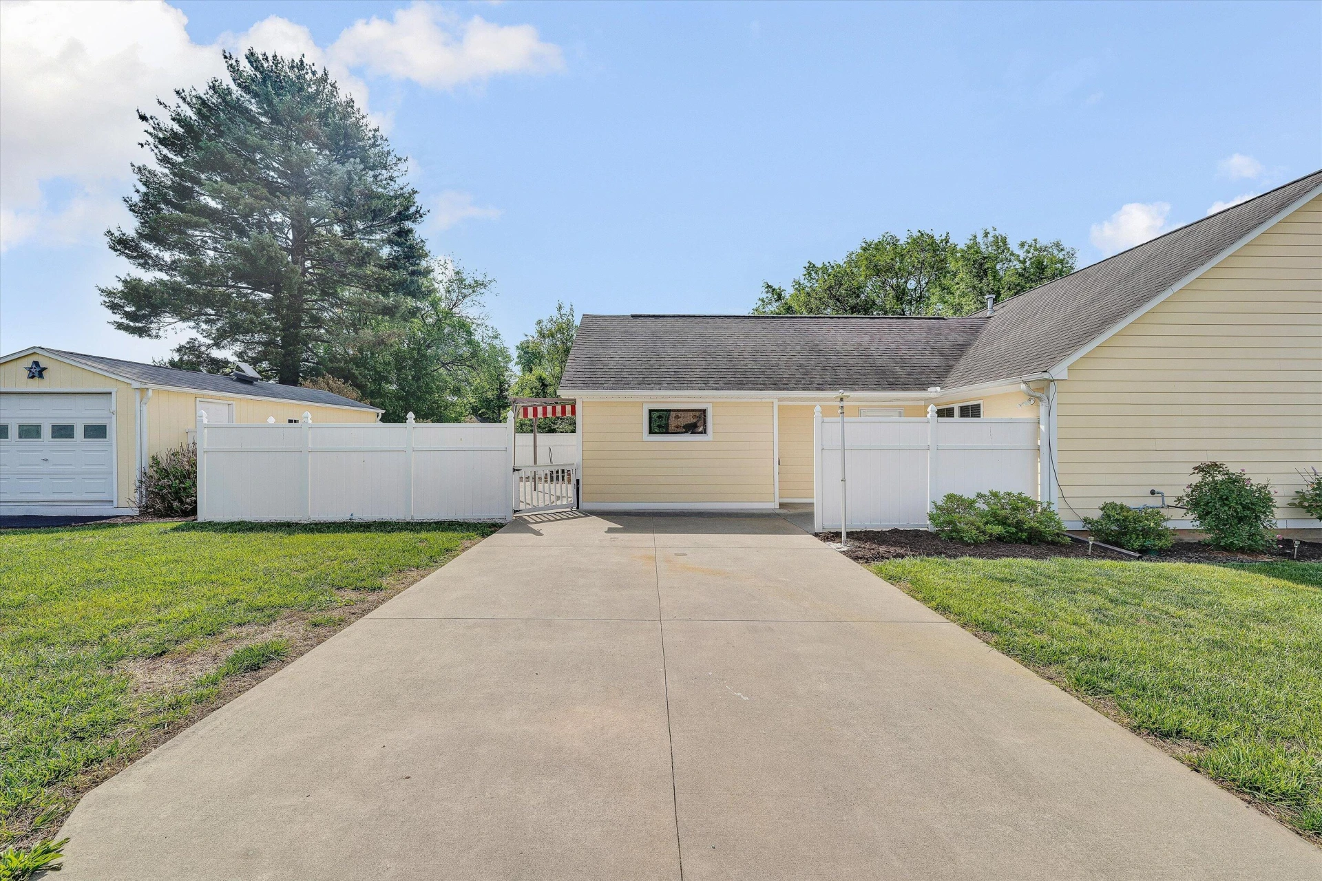 1203 Missouri AVE - Photo 28