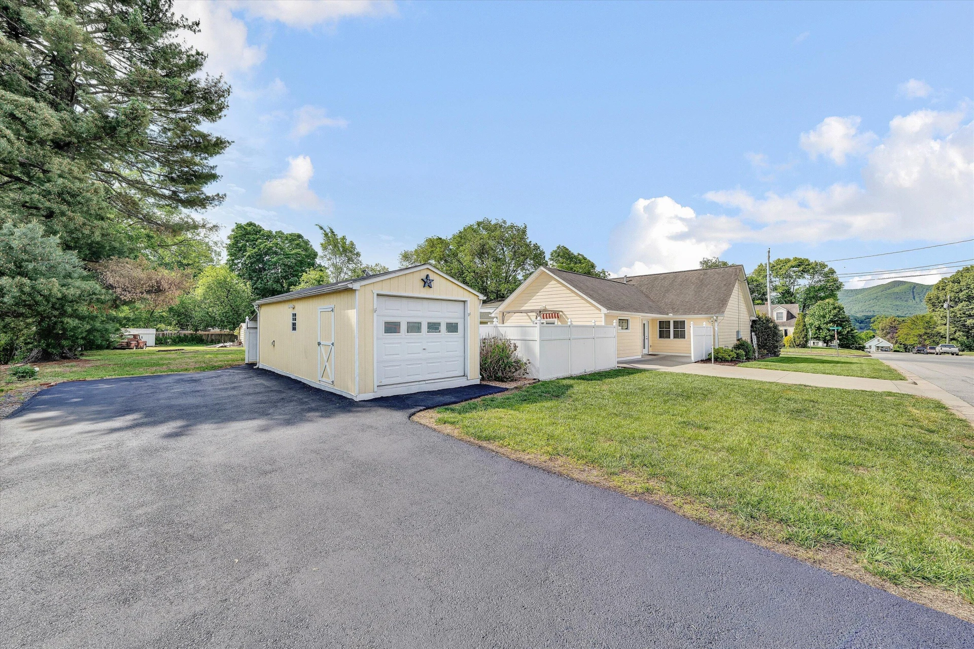 1203 Missouri AVE - Photo 37