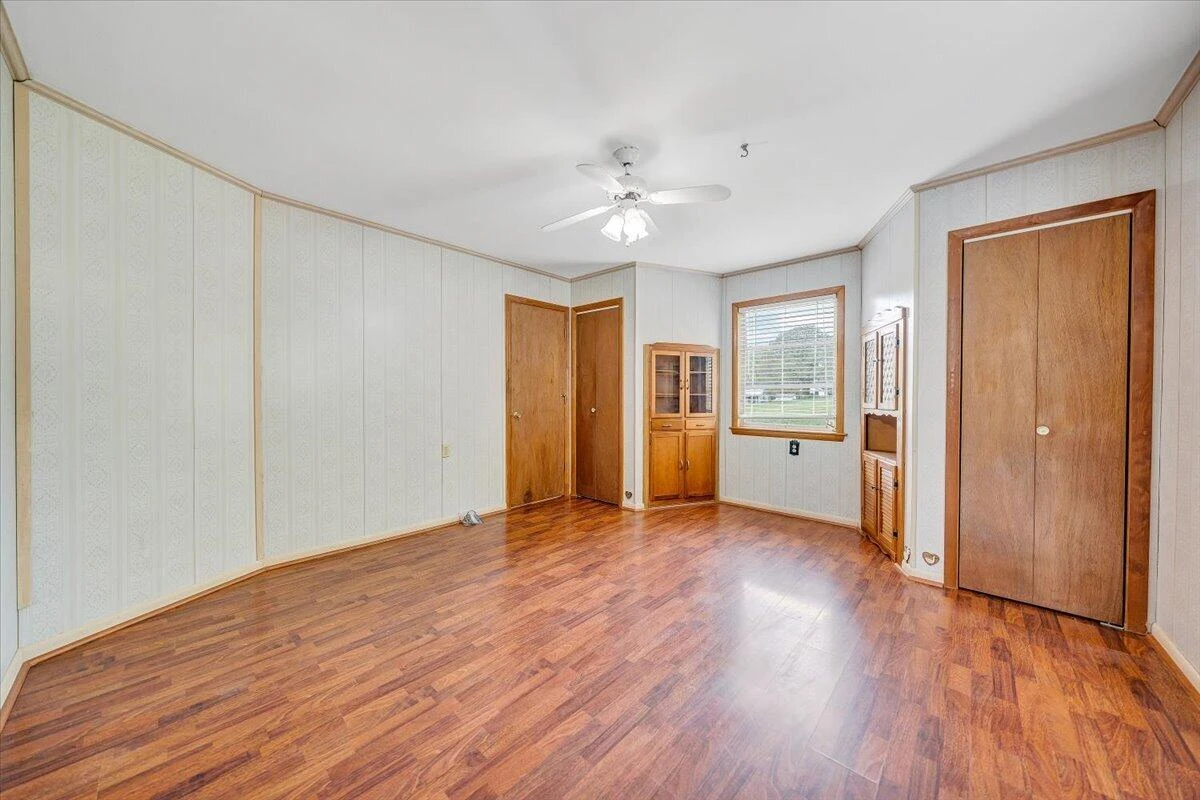 93 Forest AVE - Photo 20