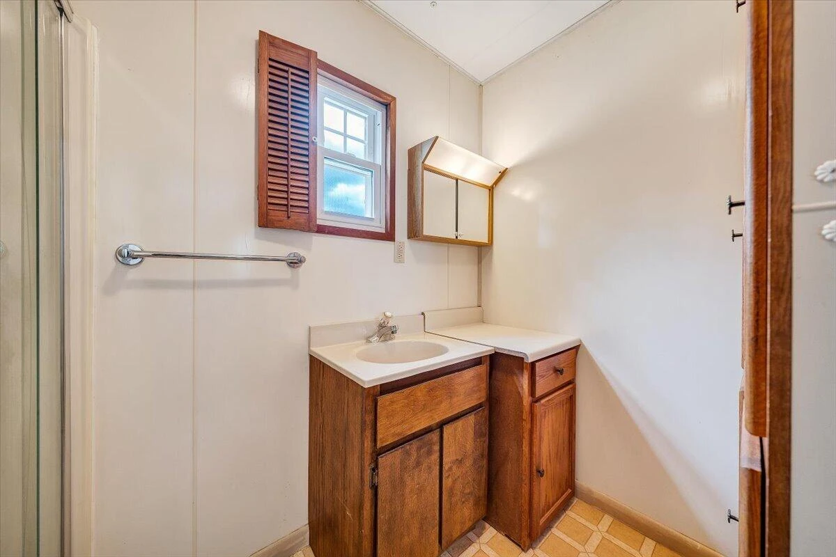 93 Forest AVE - Photo 23