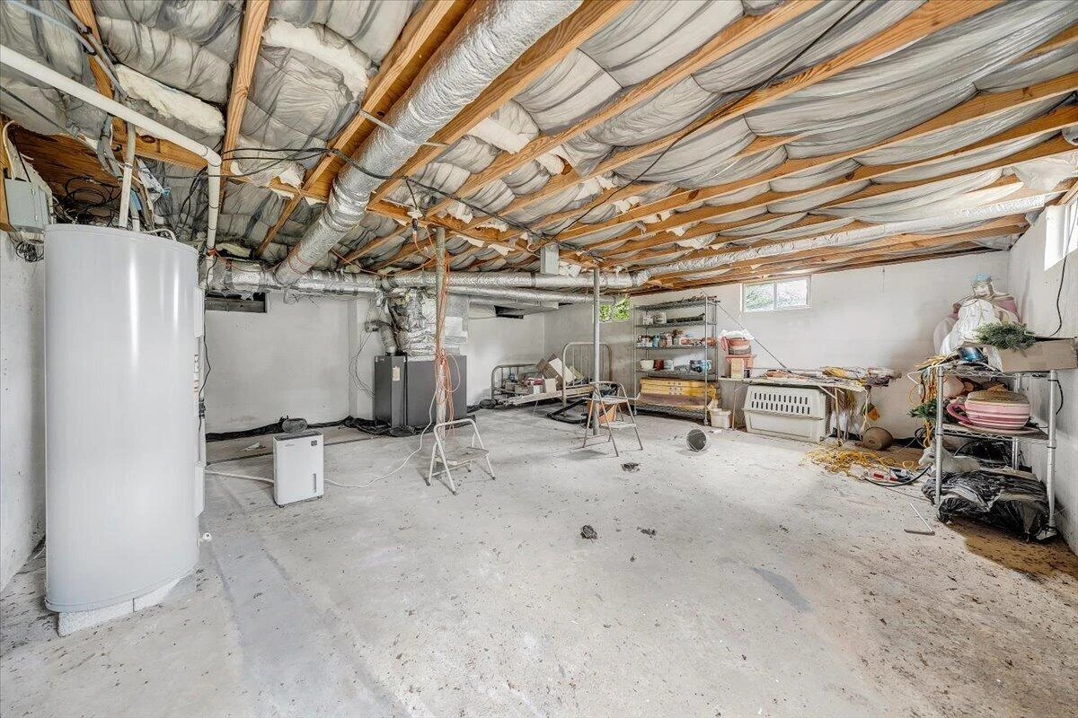 93 Forest AVE - Photo 32