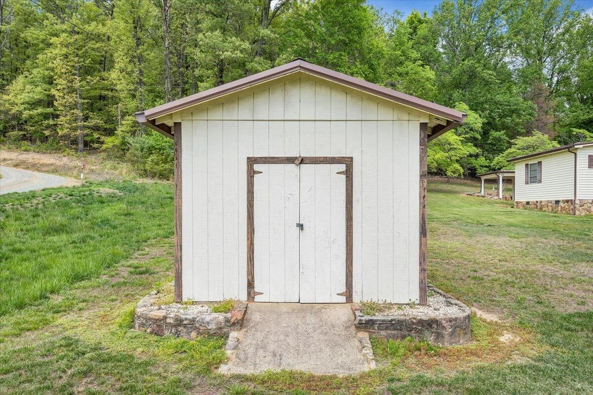 93 Forest AVE - Photo 42