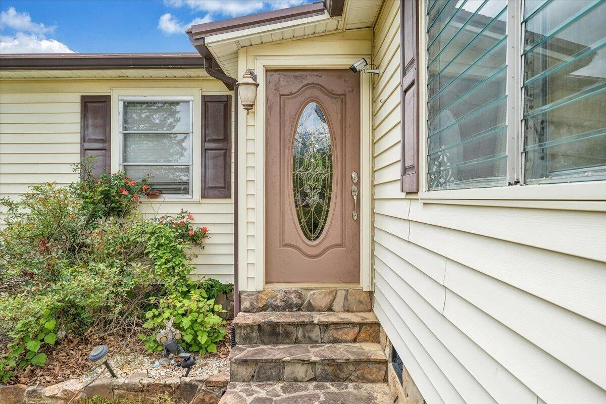 93 Forest AVE - Photo 52