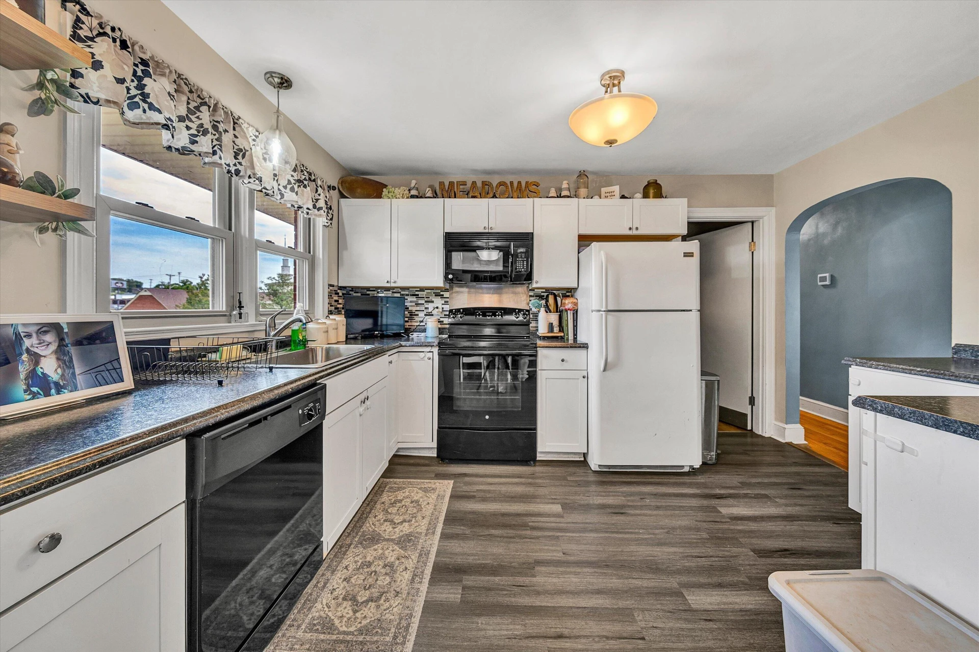 135 CENTER ST - Photo 12